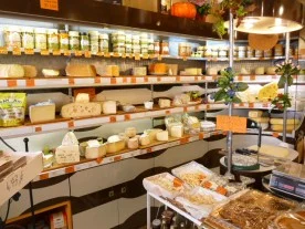 Fromagerie Le Buron à La Varenne Saint Hilaire