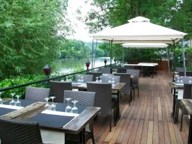 Riad Salam à La Varenne Saint Hilaire