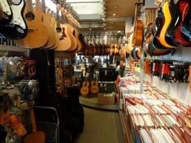 Au Pont des Arts à Saint-Maur-des-Fossés