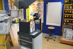 Photo Express à La Varenne Saint Hilaire