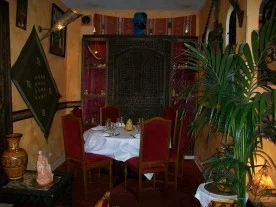 Riad Salam à La Varenne Saint Hilaire