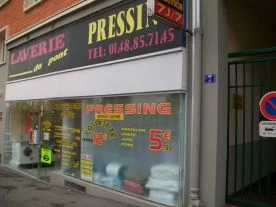 La laverie Pressing du Pont à Joinville-le-Pont