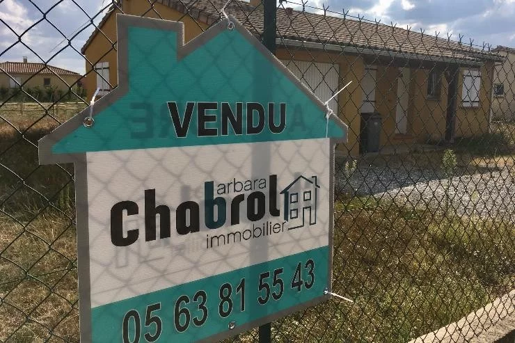 Chabrol Immobilier à Saint-Sulpice-la-Pointe