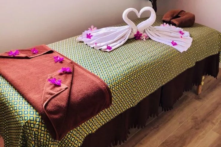 Baan Thaï Orchid à Saint-Sulpice-la-Pointe