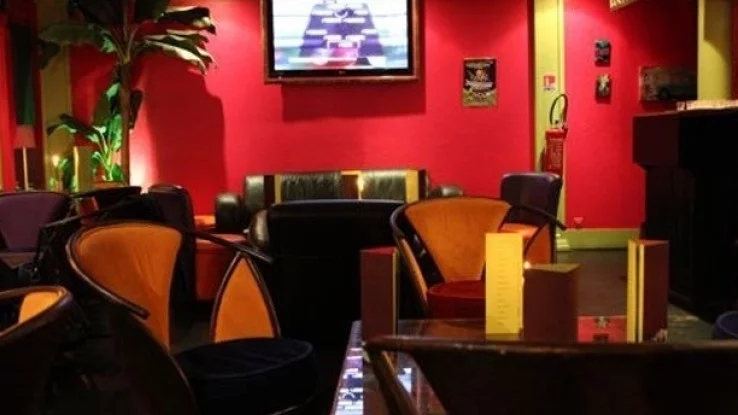 Bamboo bar à La Varenne Saint Hilaire