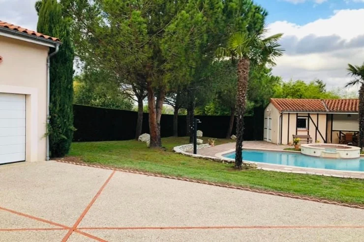 Evergreen Garden 09 à Lézat-sur-Lèze