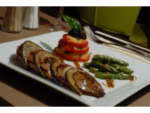 Non Communiqu&eacute;