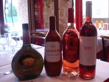 Non Communiqu&eacute;