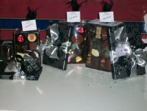 Non Communiqu&eacute;