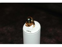 Non Communiqu&eacute;