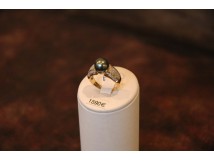 Non Communiqu&eacute;