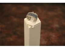 Non Communiqu&eacute;