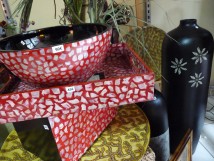 Non Communiqu&eacute;