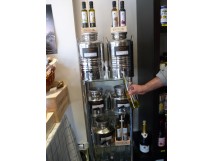 Non Communiqu&eacute;