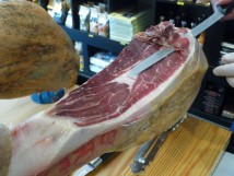 Non Communiqu&eacute;