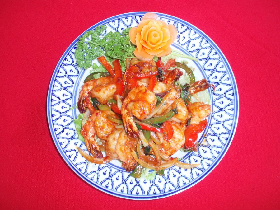 T15. Crevettes sautées aux basilics à La Varenne Saint Hilaire