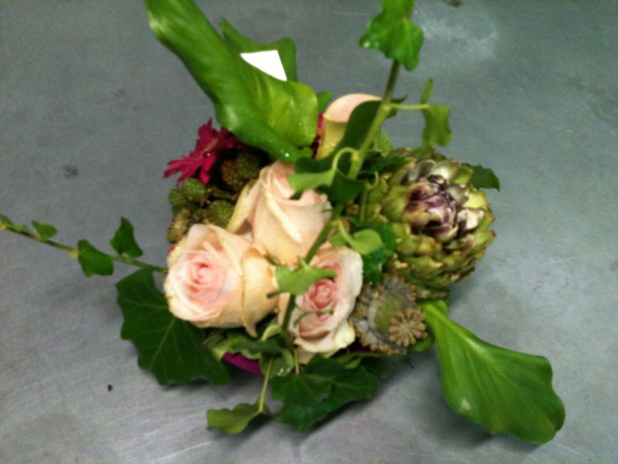 Composition Florale piquée