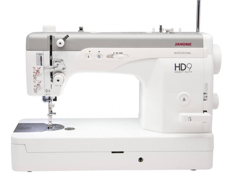 AL/ Machine Janome HD-9 à Bry-sur-Marne