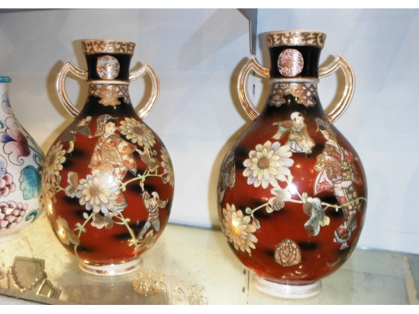 Paire de vases japonais