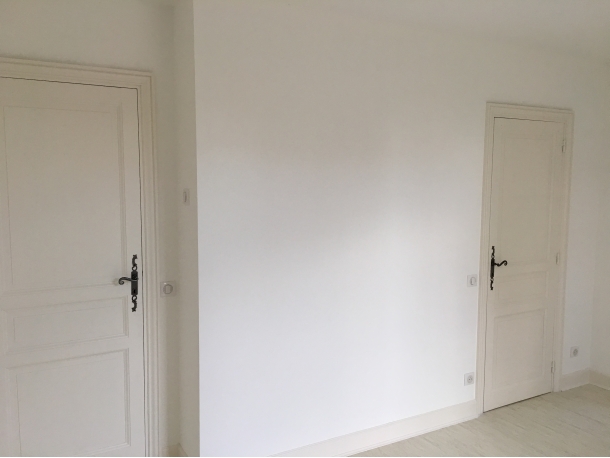 Rénovation Peinture Et Sol Chambre A Peinture Papier Peint Réf 28964