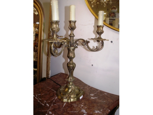 Paire de chandeliers en bronze