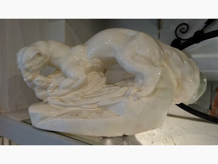 Sculpture en céramique craquelée