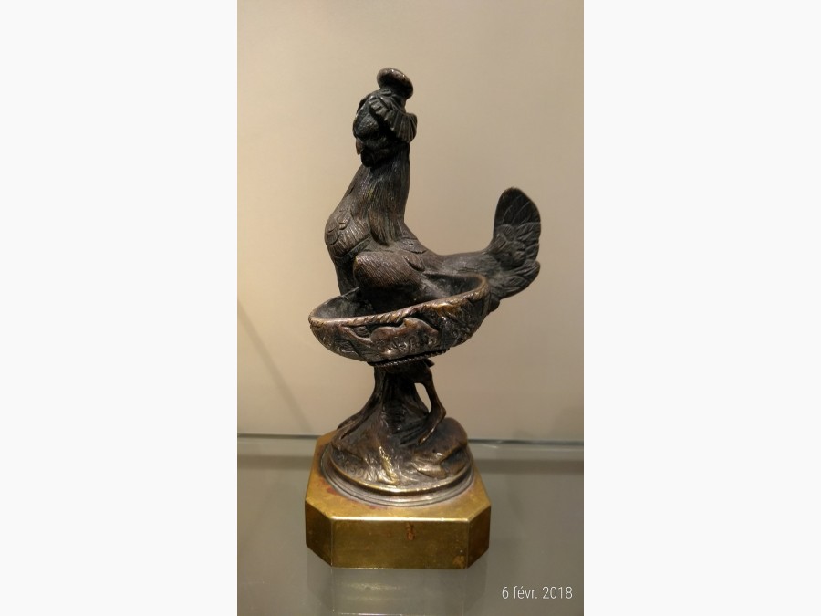 poule en bronze