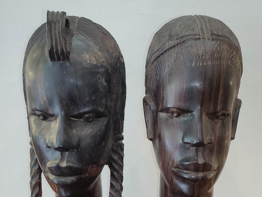 Paire de bustes africains