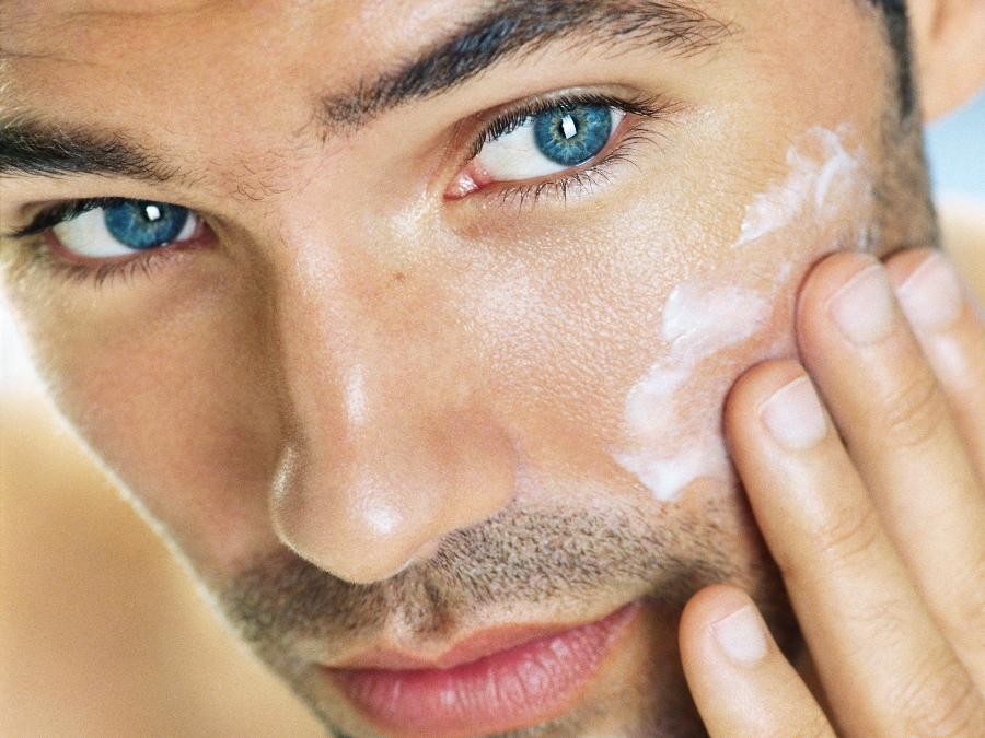 SOIN VISAGE NETTOYAGE PEAU NETTE 60MN à La Varenne Saint Hilaire - image 2
