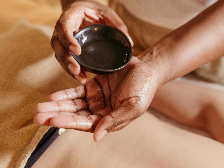 DUO - MASSAGE AYURVEDIQUE INDIEN TRADITIONNEL 75MN