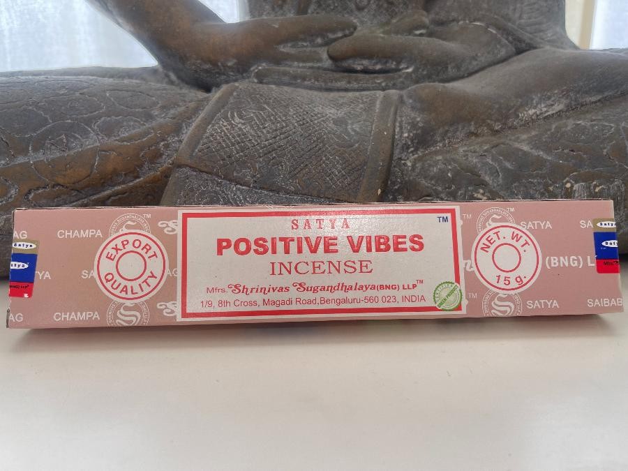 POSITIVE VIBES