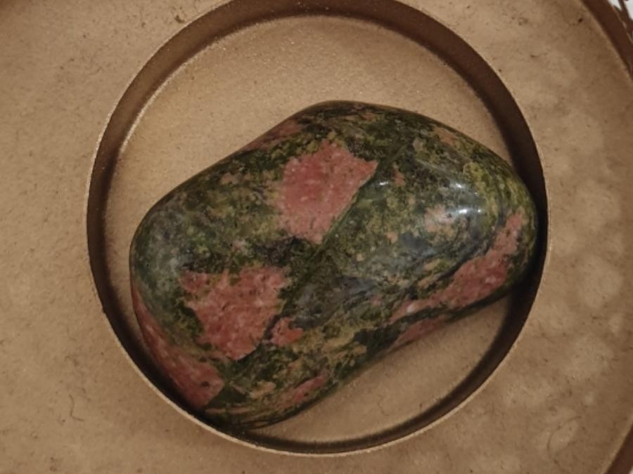UNAKITE