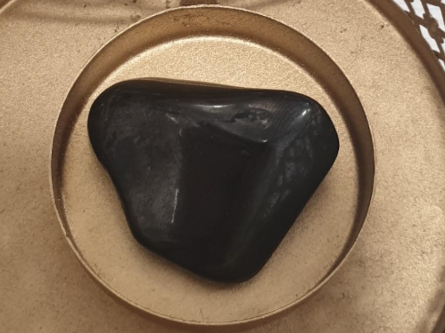 SHUNGITE