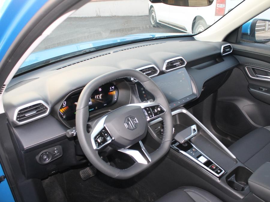 MG ZS 1.5 Hybrid + 197CH Luxury , Caméra 360°, GPS, Jantes Alu à Saint-Sulpice-la-Pointe - image 3