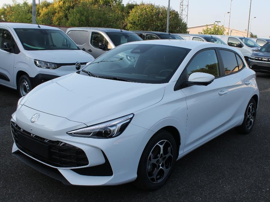 MG MG3 1.5 Hybrid+ 195 Luxury, Caméra 360°, GPS, Siège Chauffant